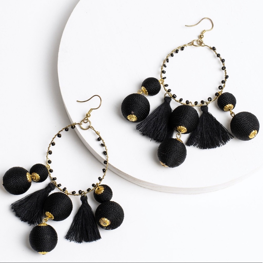 Hoop earrings, Bronze and beads